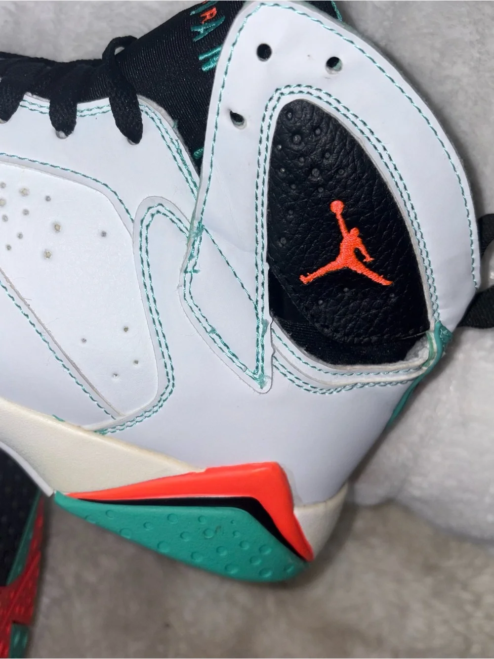 Jordan sneakers white